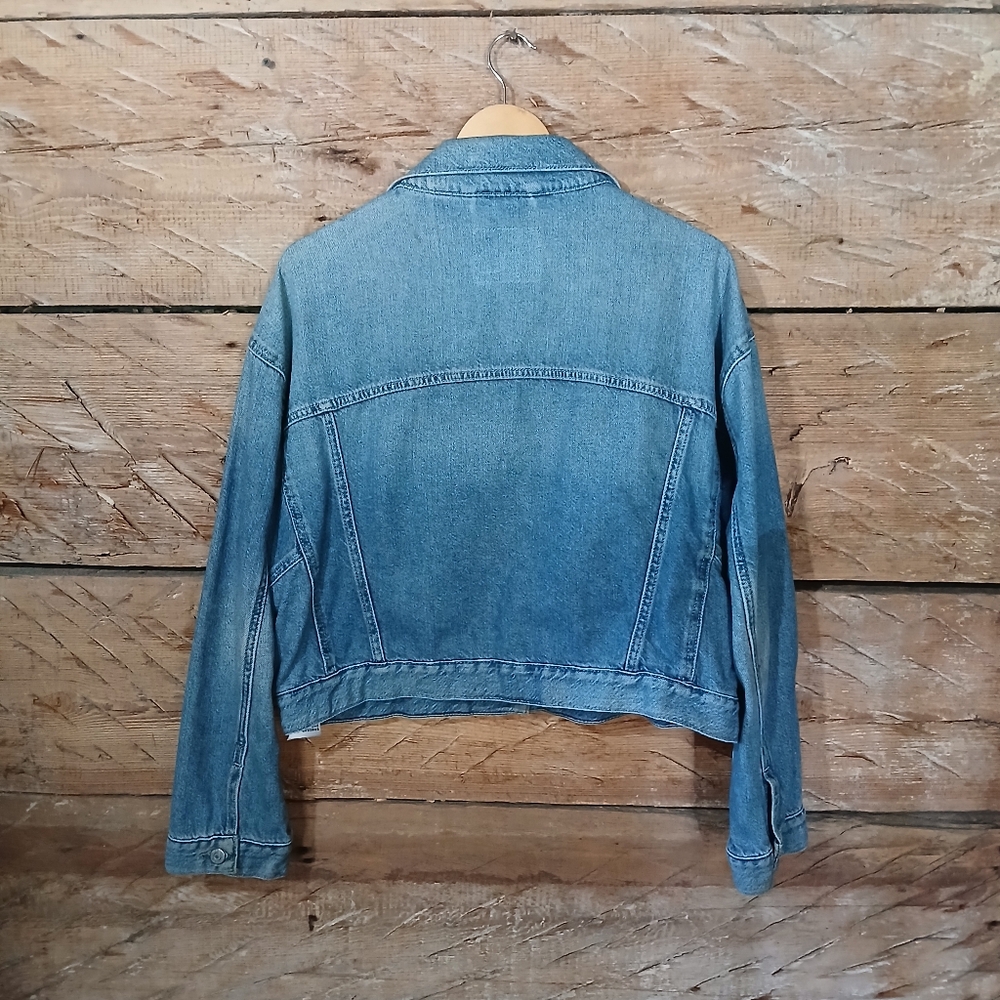 Levi's Cropped Oversized Trucker Jean Jacket M - Picture 3 of 8